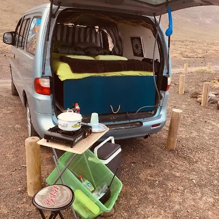 H1 Van Camperizada! Recogida Y Traslado Gratuito Кемпинг Арресифе